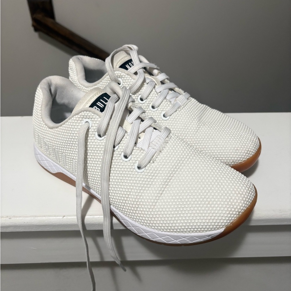 NOBULL White Knit Trainer with Gum-Toned Sole M7 W8.5